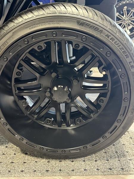 2018 E-Z-GO RXV® ELiTE - Image 5