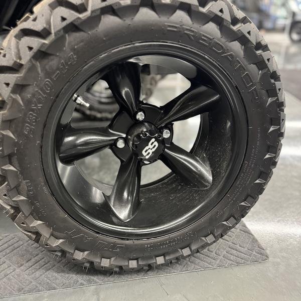 2024 E-Z-GO Freedom® RXV® ELiTE™ Lithium Inferno Red - Image 4