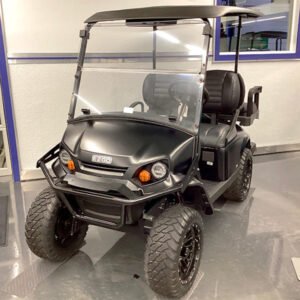 2024 E-Z-GO Express™ S4 Gas Black