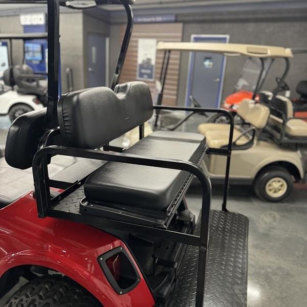 2024 E-Z-GO Freedom® RXV® ELiTE™ Lithium Inferno Red - Image 7