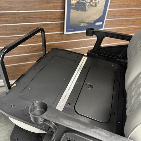 2025 E-Z-GO Express 4 Gas Lifted Ocean Grey - Image 10