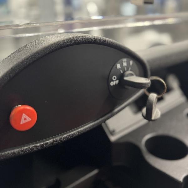 2024 E-Z-GO Freedom® RXV® ELiTE™ Lithium Inferno Red - Image 9