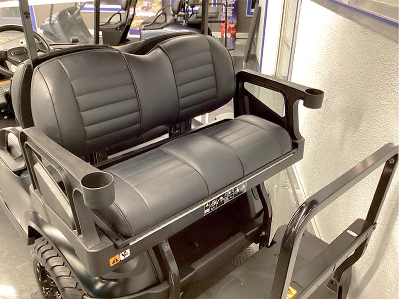 2024 E-Z-GO Express™ S4 Gas Black - Image 9