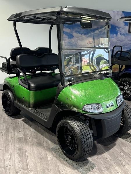 2018 E-Z-GO RXV® ELiTE