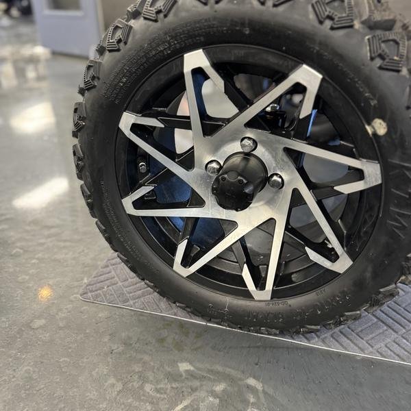 2018 E-Z-GO TXT® Gas - Image 11