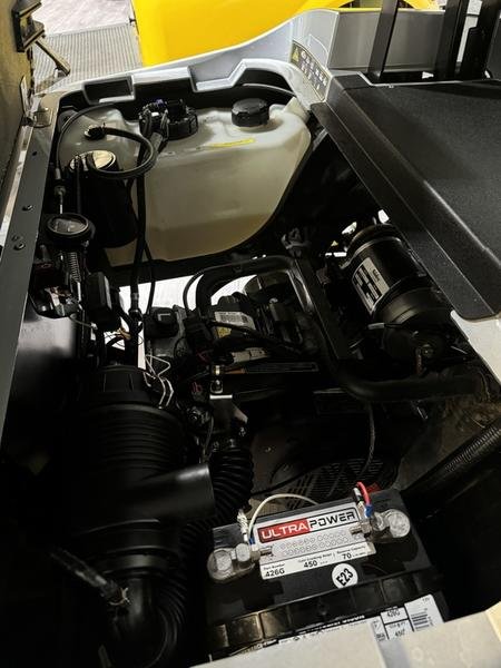 2017 E-Z-GO TXT Gas - Image 3