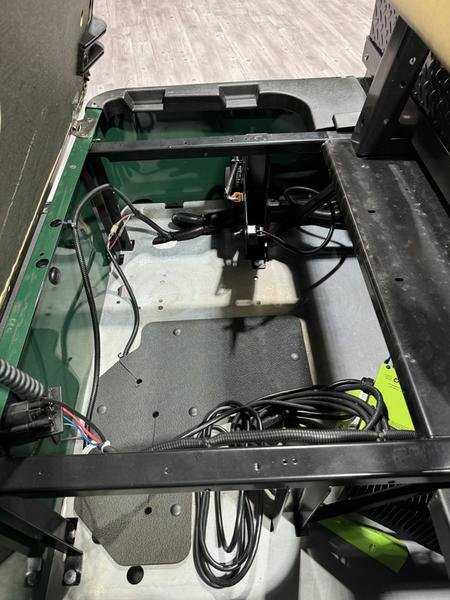 2023 Cushman® Shuttle™ 2 ELiTE Lithium Electric - Image 5