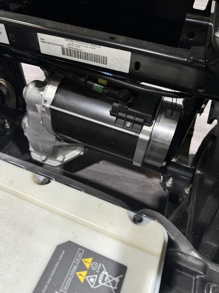 2023 Cushman® Shuttle™ 2 ELiTE Lithium Electric - Image 6