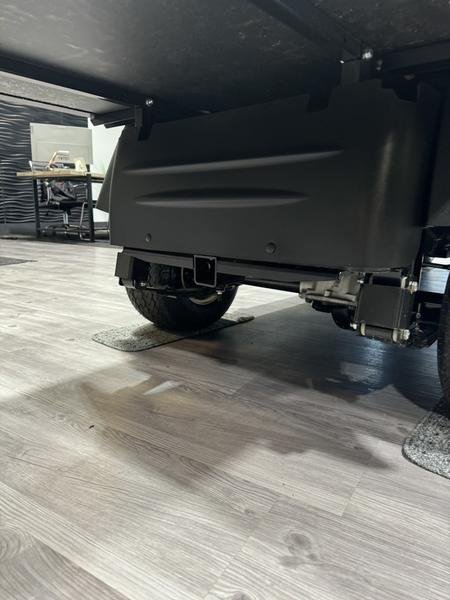 2023 Cushman® Shuttle™ 2 ELiTE Lithium Electric - Image 10