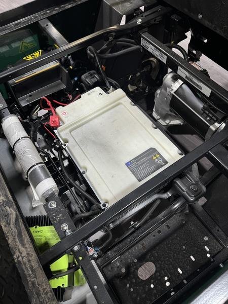 2023 Cushman® Shuttle™ 2 ELiTE Lithium Electric - Image 11