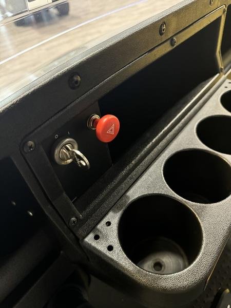 2017 E-Z-GO TXT Gas - Image 9