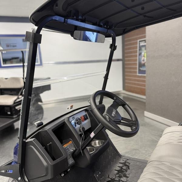 2025 E-Z-GO Express 4 ELiTE Lithium Electric Blue - Image 7