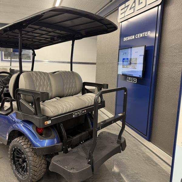 2025 E-Z-GO Express 4 ELiTE Lithium Electric Blue - Image 3