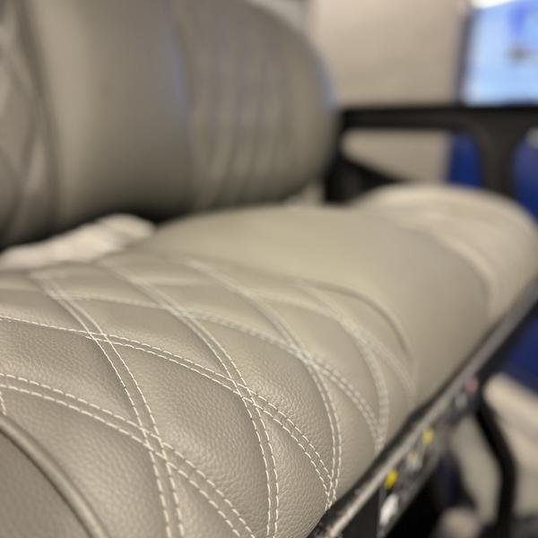 2025 E-Z-GO Express 4 ELiTE Lithium Electric Blue - Image 4